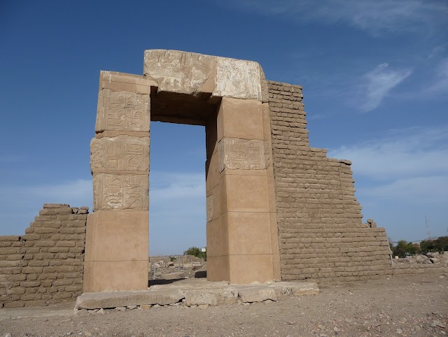 Pyramide de l'Île Éléphantine
