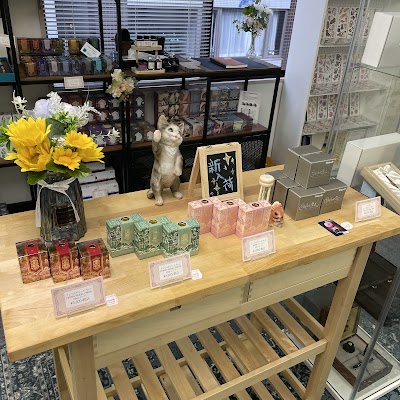 Poesie文具(万年筆専門店)