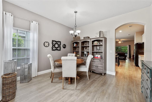 Dela Armstrong PA, Broker-Associate, SRS, ABR, RSPS, PSA- RE/MAX Winter Park - Thumbnail