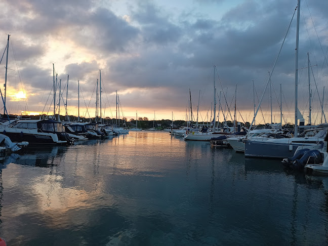 Banana Wharf Hamble - Restaurant