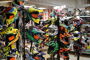 Photo n°5 de ManuRacing SARL à Échenoz-la-Méline (Magasin de pièces et d'accessoires pour motos)