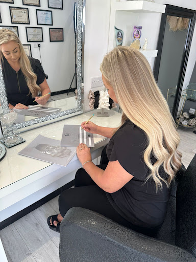 Extended Lengths Salon