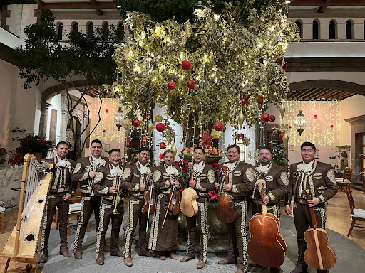 Mariachi Estrellas de Aragón