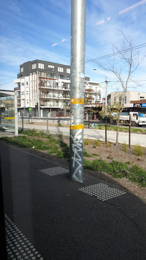Hutton St/St Georges Rd - Australia