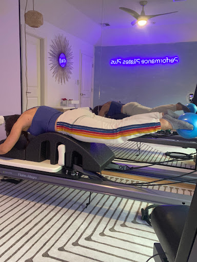 Kelley Moves - Visual