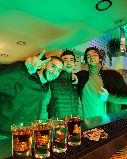LEVEL PUB - Visual