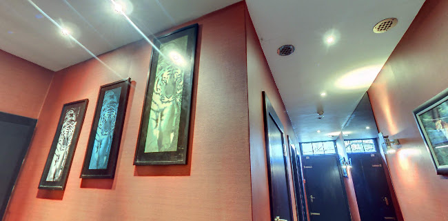 Mumbai Dining Club Phone number