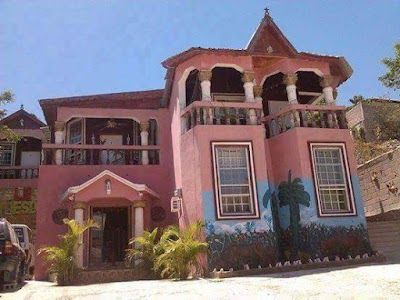 Photos of Le Tresor Hotel