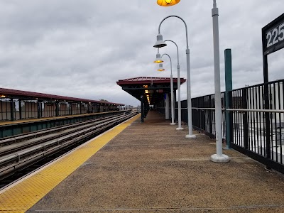 225 Street Station