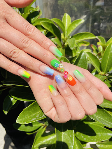 Sinh Nails Spa 3 - Thumbnail