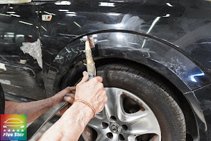 Photo n°8 de CARROSSERIE JRN à Marseille (Garage automobile)