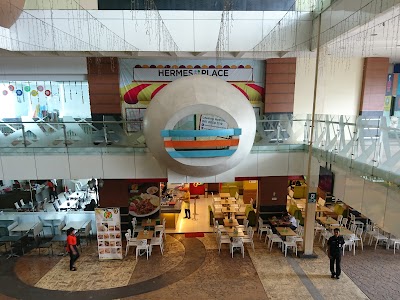 Photos of Es Teler 77 Hermes Place Polonia