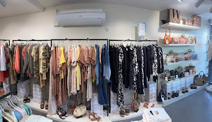 Photo n°7 de LPB LES PETITES BOMBES à Villefranche-sur-Saône (Boutique d'accessoires de mode)