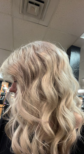 Dye Hard Salon & Spa LLC Gallery - United States