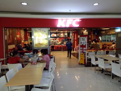 KFC Blok M Square, Author: pohon bumi