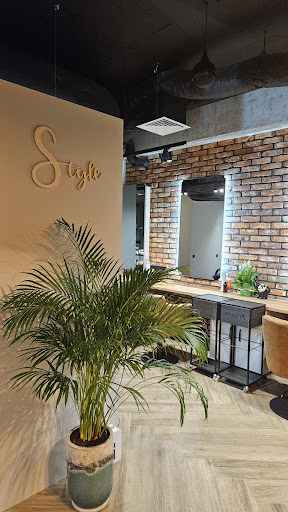 STYLE Fryzjerzy z Bemowa