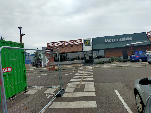 Photo 12 - Burger King