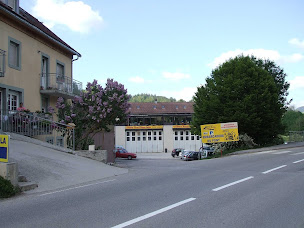 Photo n°46 de Vedettes Panoramiques du Saut du Doubs à Villers-le-Lac (Agence d'excursions en bateau)