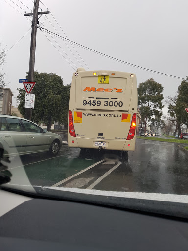 Mee's Bus Lines - Thumbnail