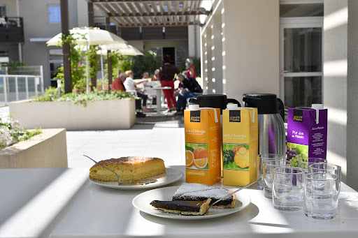 Photo de Résidence Seniors Uzès Occitalia - Le Domaine d'Ucétia à Montaren (30700)