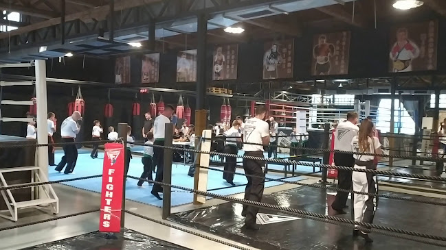 Fighters Athanasopoulos Πειραιάς Ανοιχτές ώρες