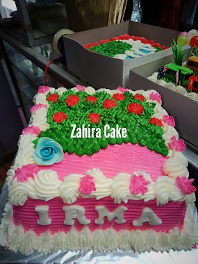 Zahira Cake, Author: Zahira Cake