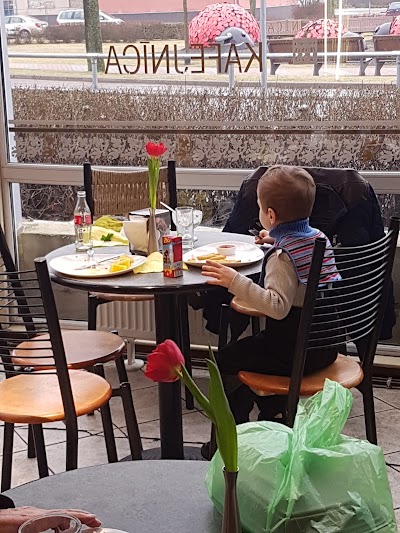 Photos of Cafe "T33"