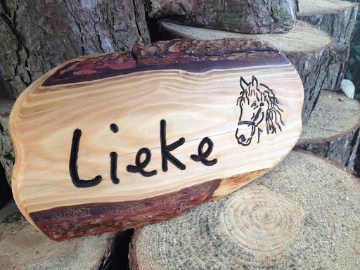 Naam in Hout - Thumbnail