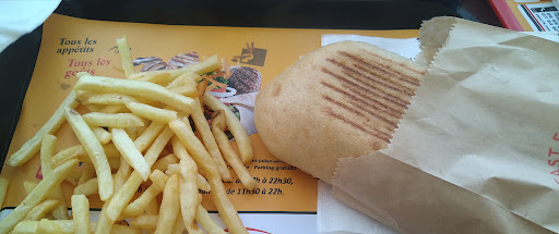 Photo 2 - VR FASTFOOD