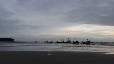 Photos of Kutubdia Beach