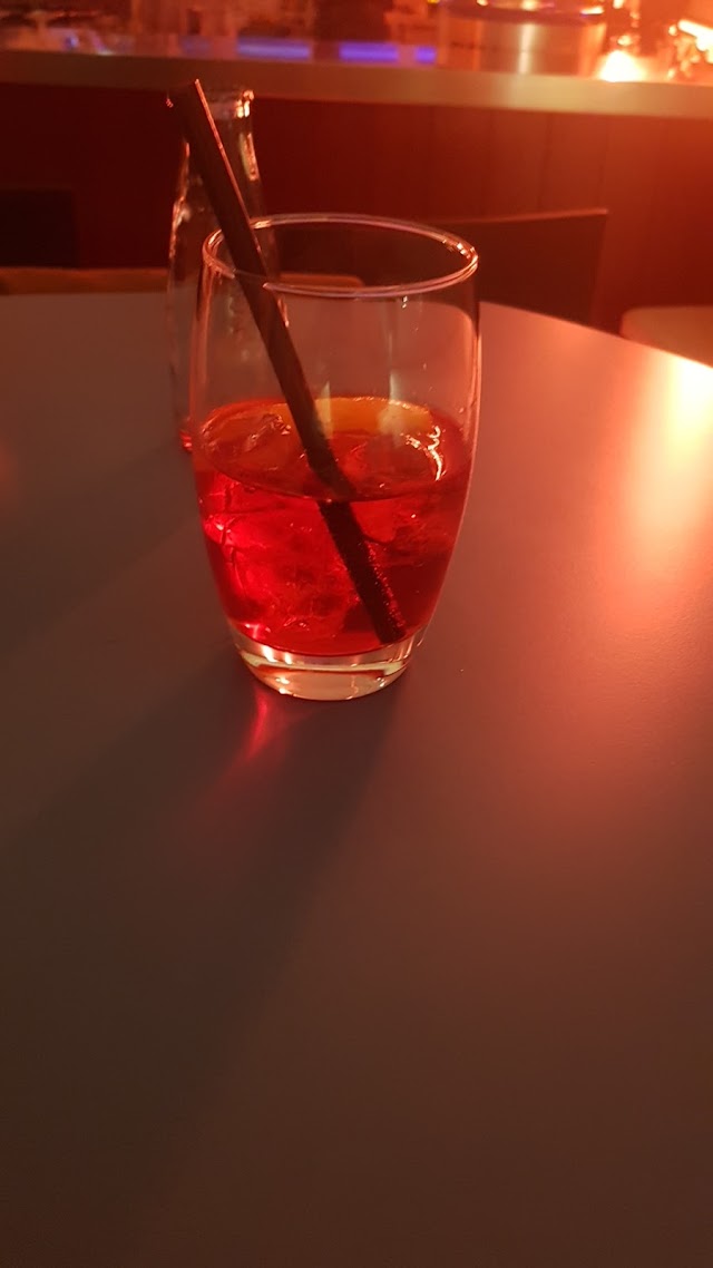 Riva Bar
