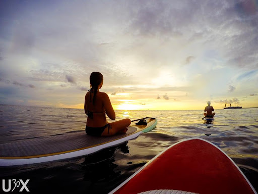 Under30Experiences - Visual
