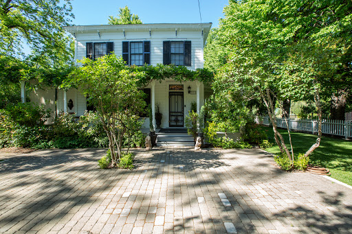 Dunbar House Inn and Event Property - Thumbnail