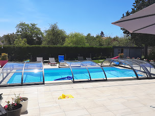 Photo n°17 de Abris de piscine - Abrinoval à Saint-Denis-la-Chevasse (Société de construction de piscine)