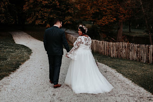 Photo n°2 de Émeline Émeline à Warnécourt (Prestataire de mariage)
