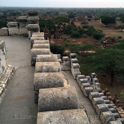 Photos of Shwesandaw Pagoda