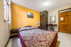 Hostal Primavera 9