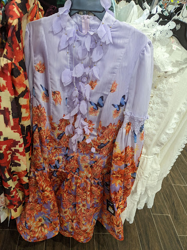 Angeles Fashion Casual Gallery - United States