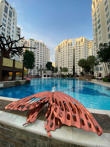 Northoaks Condominium - Thumbnail