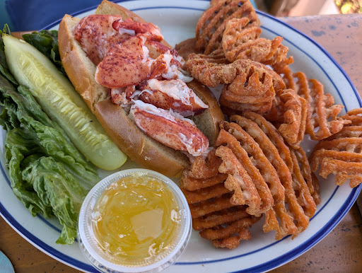 Rudee's Restaurant and Cabana Bar - Thumbnail