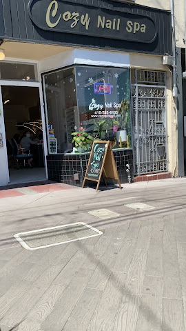 Willow on the Green by null