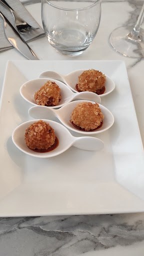 Photo de Les Nymphéas Restaurant · Chasse-sur-Rhône à Chasse-sur-Rhône (38670)