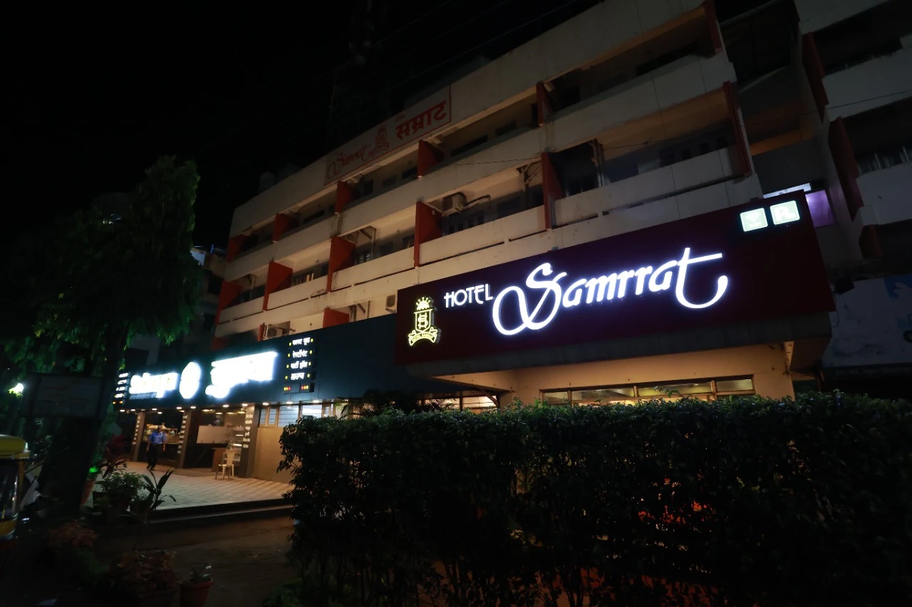 Hotel Samrat