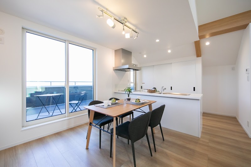 吉富住宅株式会社