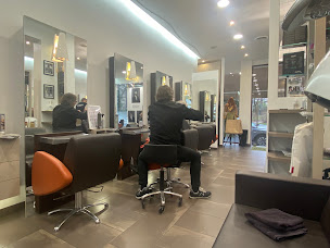 Photo n°24 de François Mazeau coiffeur à Vincennes (Barbier)