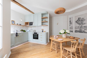 Photo n°5 de ARBAT DECO - RENOVATIONS - CANNES à Le Cannet (Menuisier)