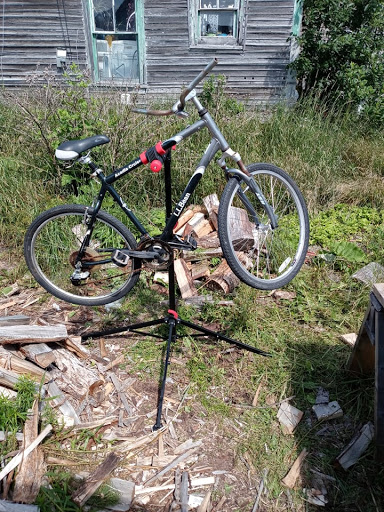 McLeod's Bike Repair Shop - Thumbnail