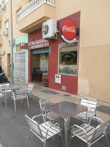 Cafe Bar New Boulevard