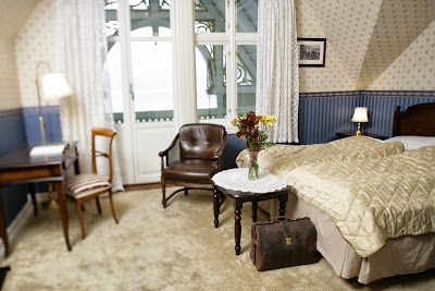 Photos of Kviknes Hotel