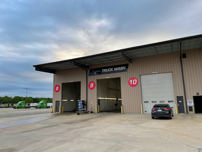 B-Quick Truck & Trailer Wash, LLC